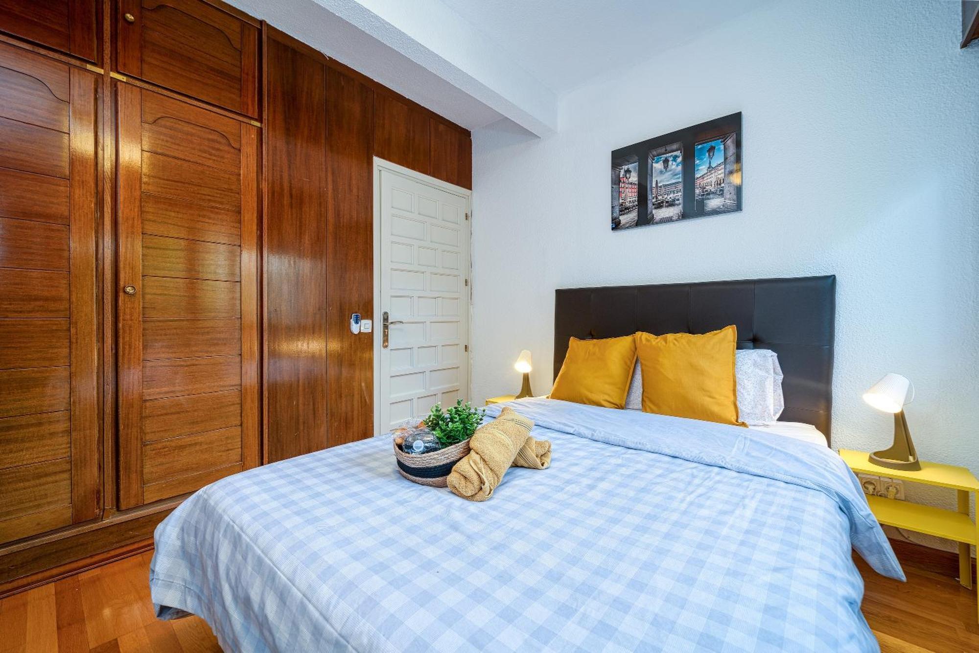 P Casacafe Madrid Calle Carlos Dubois 3 外观 照片